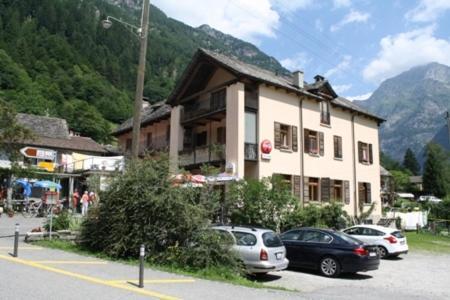 Ristorante Alpino Hotel Sonogno ภายนอก รูปภาพ